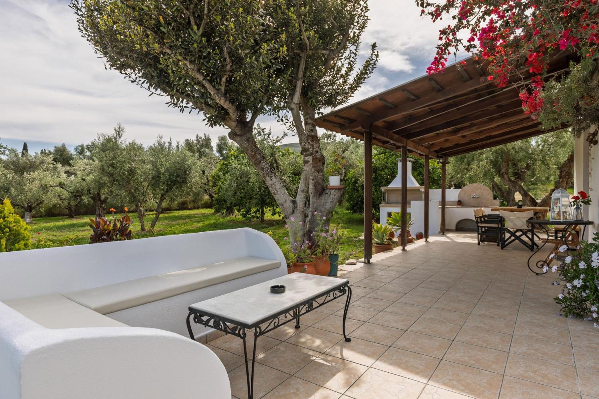 Villa Lola - 3 Bedrooms & Private Pool Lithakia  Extérieur photo