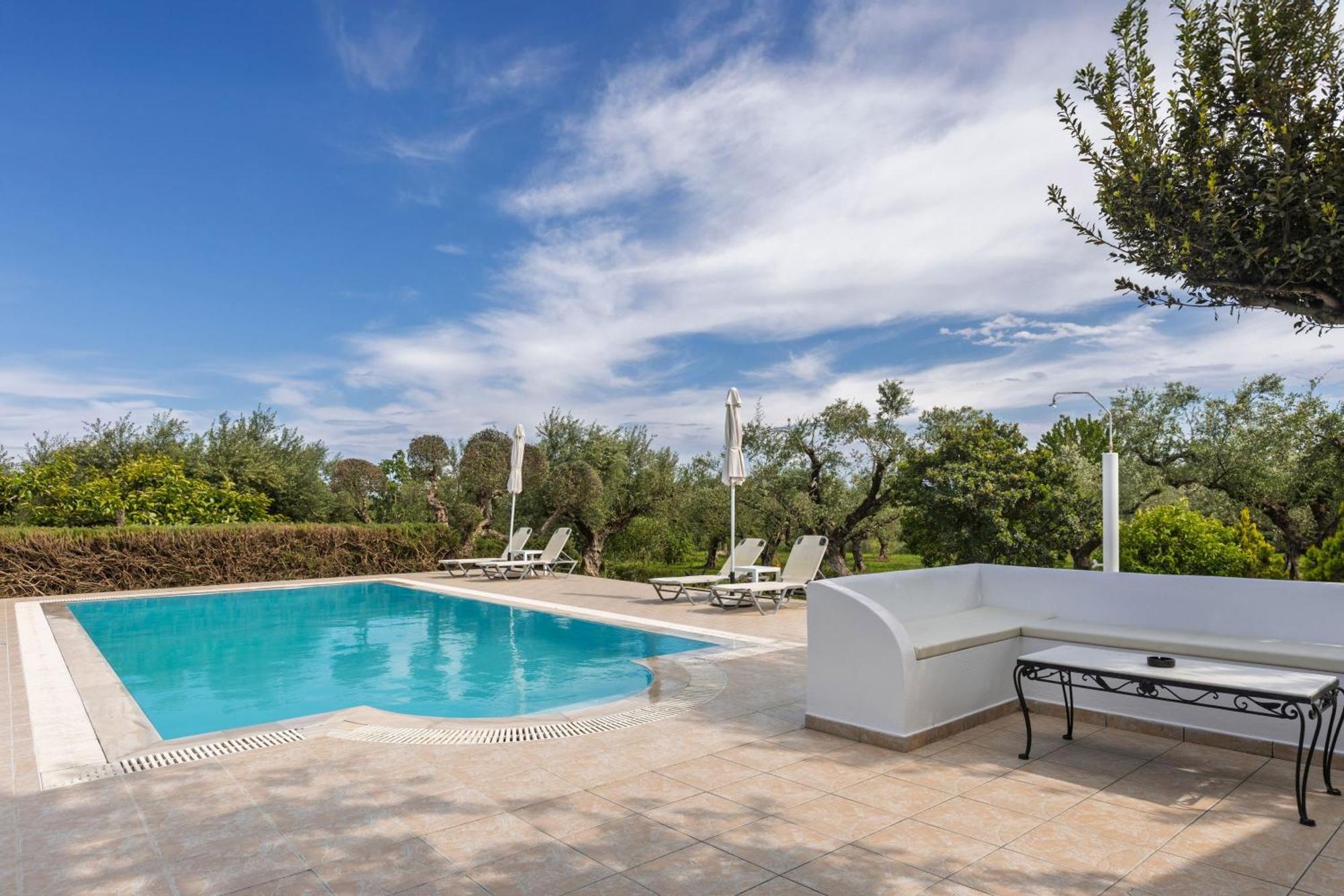 Villa Lola - 3 Bedrooms & Private Pool Lithakia  Extérieur photo