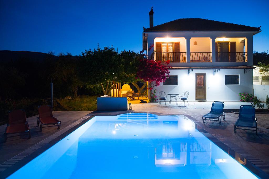 Villa Lola - 3 Bedrooms & Private Pool Lithakia  Extérieur photo